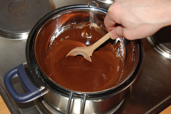 geschmolzene Schokolade im Wasserbad
